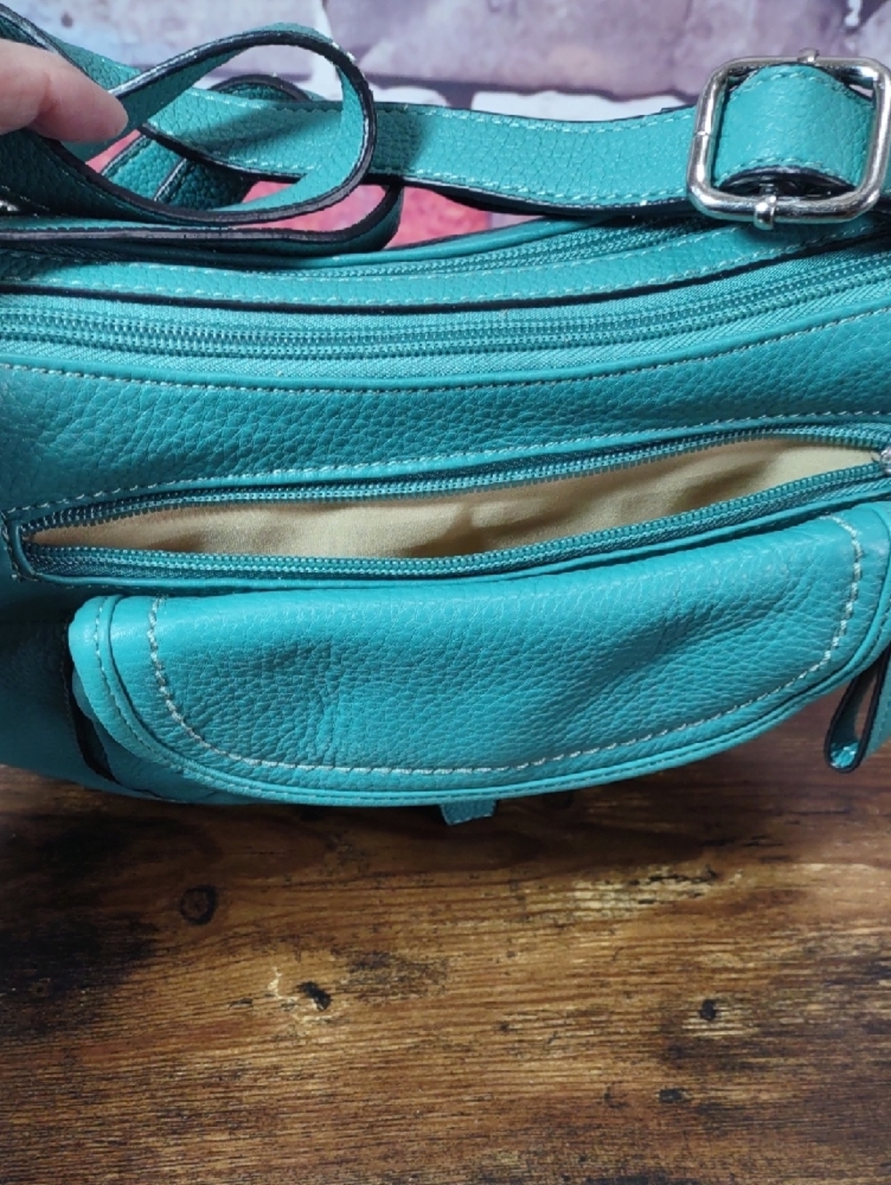 Giani Bernini Pebbled Leather Shoulder Bag - Picture 9 of 14